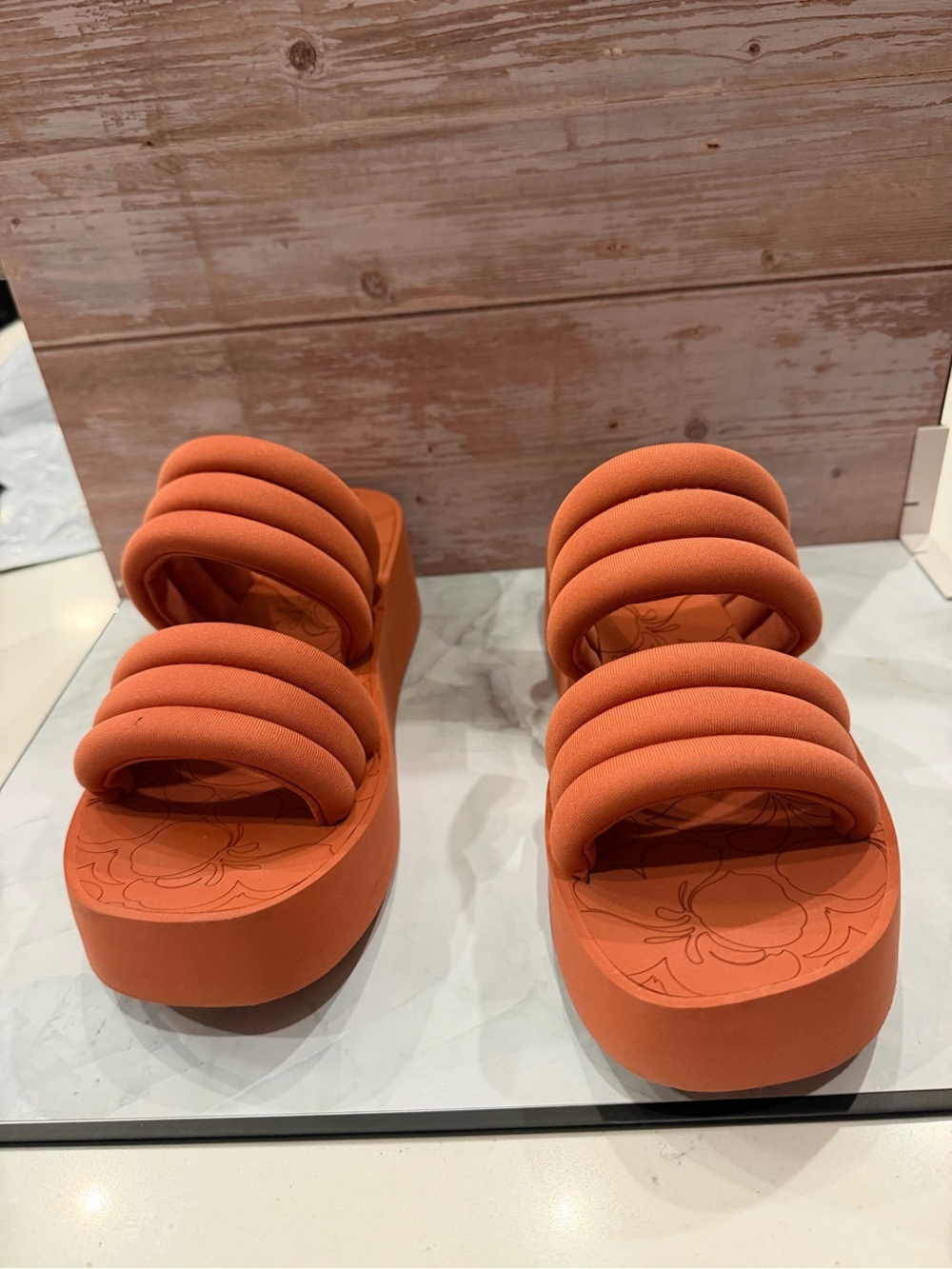 Roxy Women's Chunky Orange Padded-Strip Slide Sandals